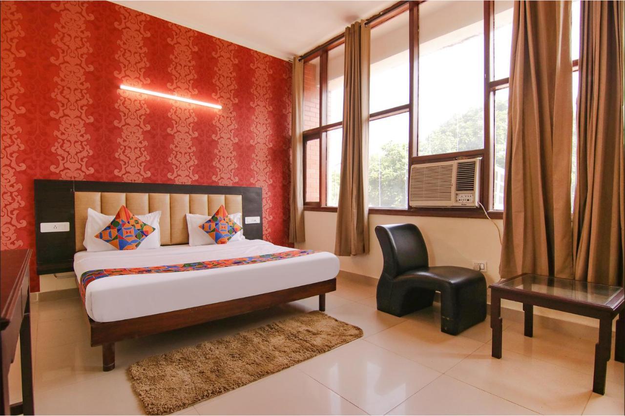 Fabhotel Town Pride Sohana Экстерьер фото