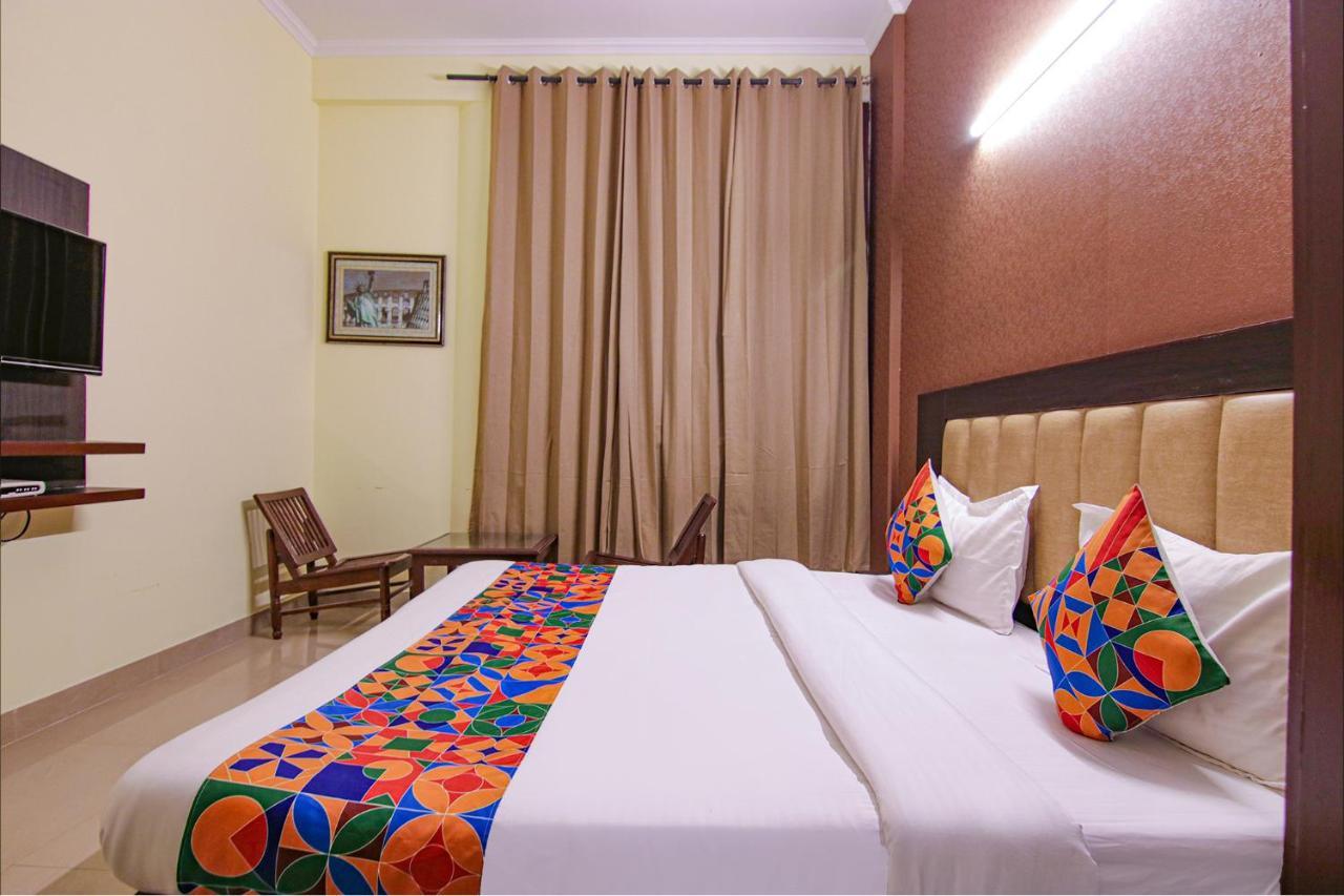 Fabhotel Town Pride Sohana Экстерьер фото